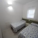 Lägenhet Fully Renovated Flat For 4 In *