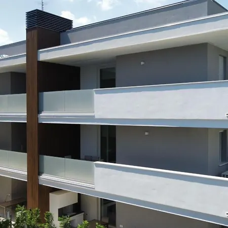 Fully Renovated Flat For Four In *