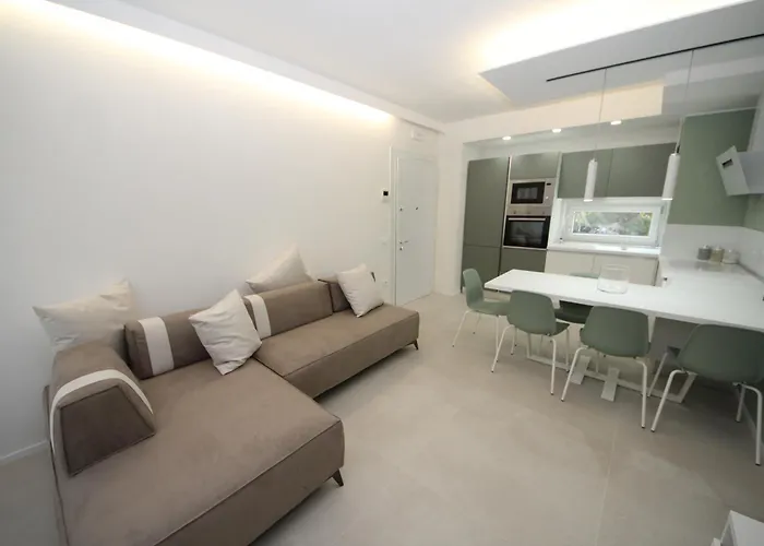 Διαμέρισμα Fully Renovated Flat For 4 In Rosolina Mare