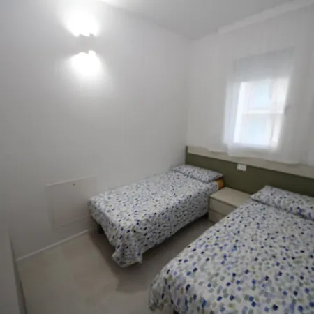 Lejlighed Fully Renovated Flat For Four In *
